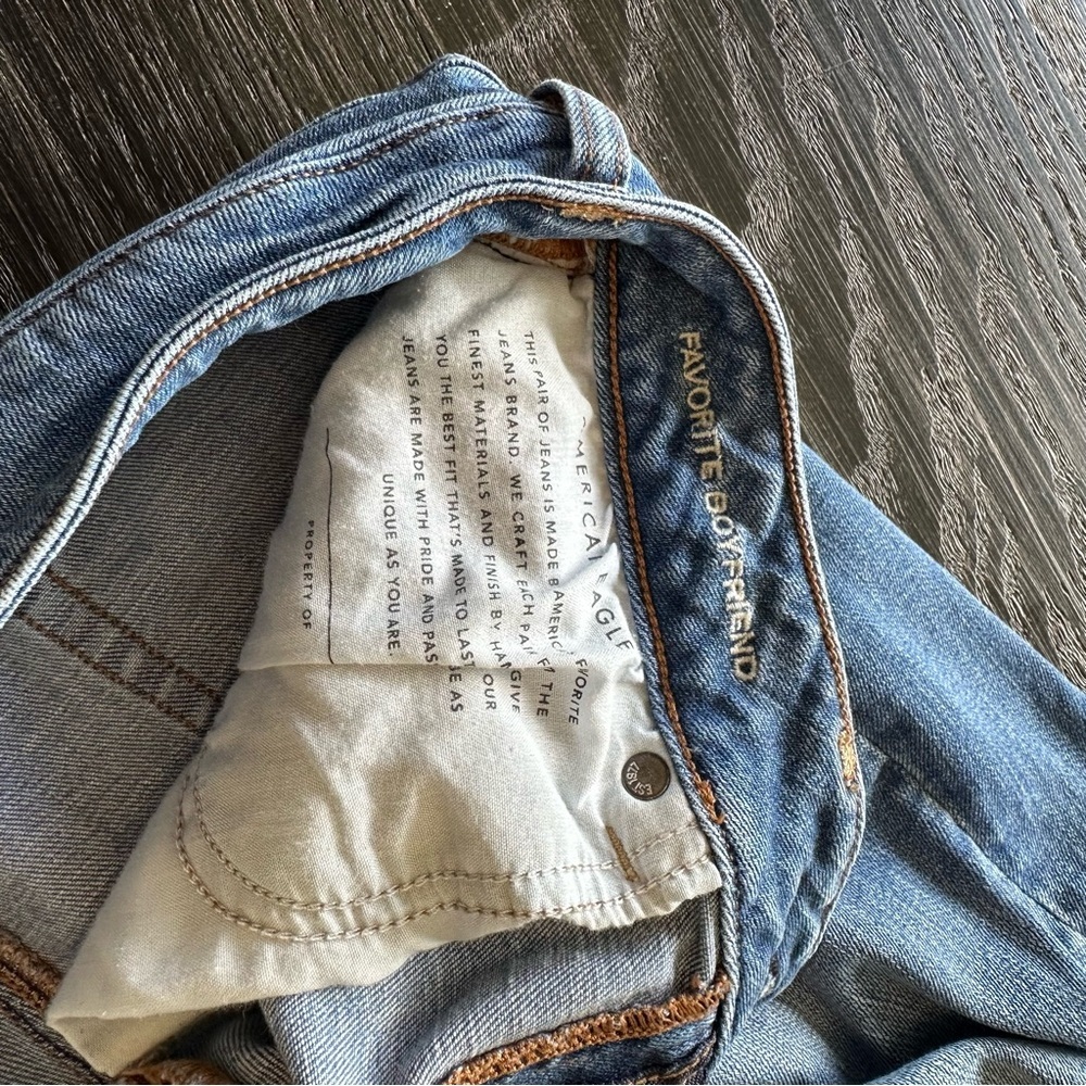 American Eagle Favorite Boyfriend Lowrise Wideleg Stretch Blue Jean, 12S - Picture 10 of 13